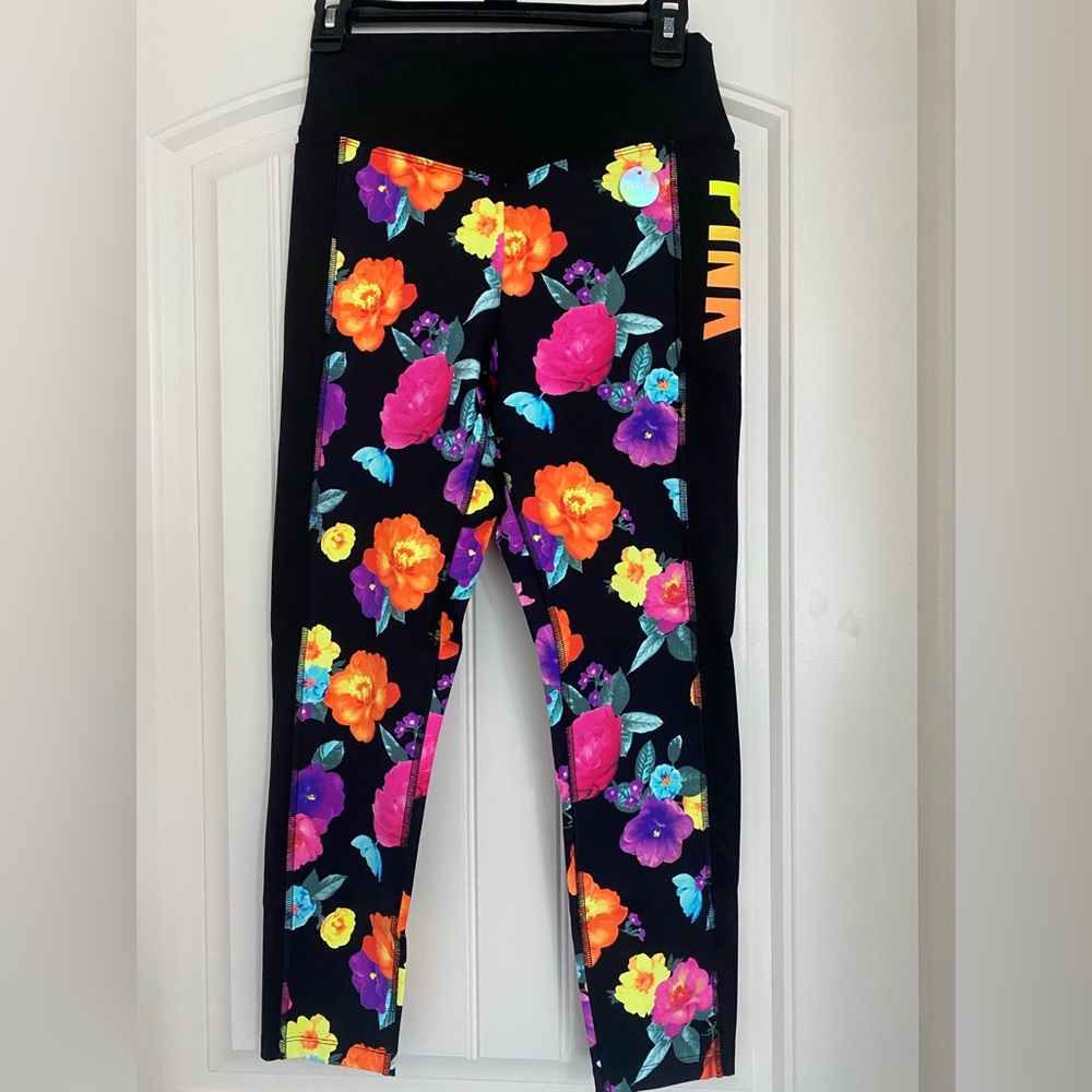 VS PINK ULTIMATE LEGGINGS MEDIUM NWT